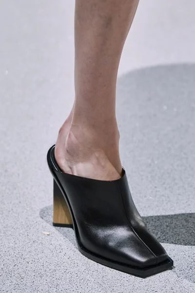 Look 74